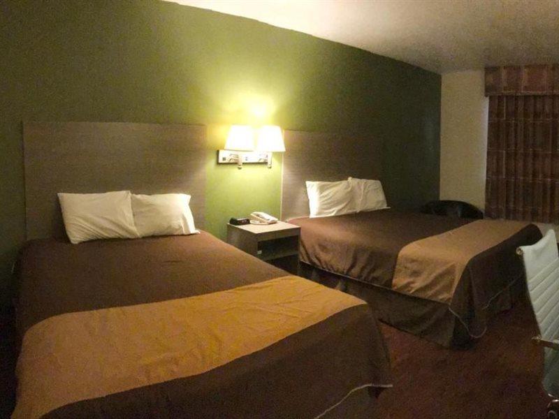 Rodeway Inn Moriarty Εξωτερικό φωτογραφία
