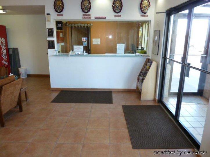 Rodeway Inn Moriarty Εσωτερικό φωτογραφία